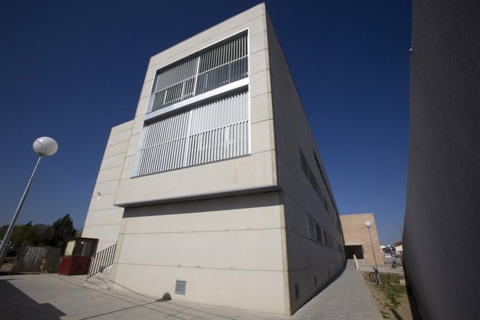 Nota Y Foto/ Educación Destina Más De 665.000 Euros A Las Obras De Ampliación De