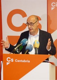 Ciudadanos denuncia que el calendario laboral de 2018 "atenta contra la conciliación familiar"