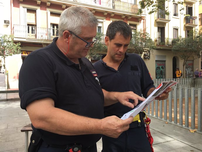 Bomberos de Barcelona preparan el dispositivo para la Fiesta Mayor de Gracia