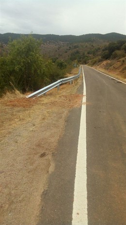 El Gobierno de Aragón mejora la seguridad en la A-1509 entre Codos y Aguarón.