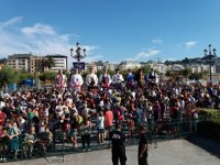 La Escolanía Easo y el grupo de danza Kresala protagonizan el cañonazo de la Semana Grande de San Sebastián