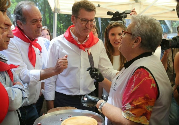 Feijóo en la Festa do Pulpo de O Carballiño