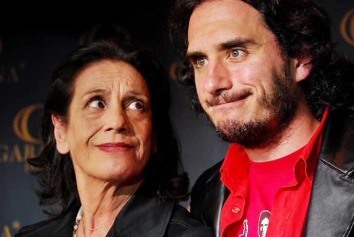 Terele pávez y su hijo carolo ruiz