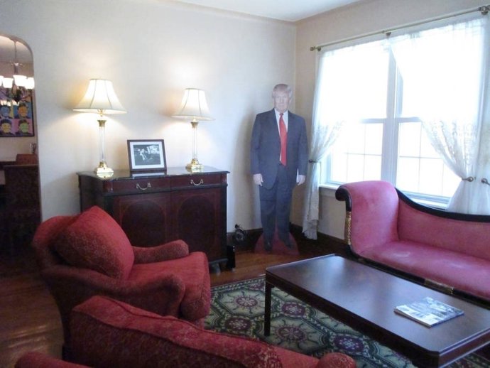 Airbnb alquila la casa de la infancia de Donald Trump