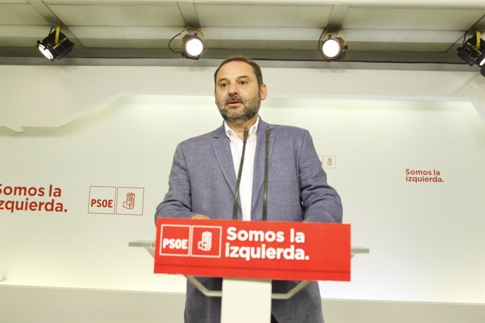 Rueda de prensa de José Luis Ábalos en Ferraz
