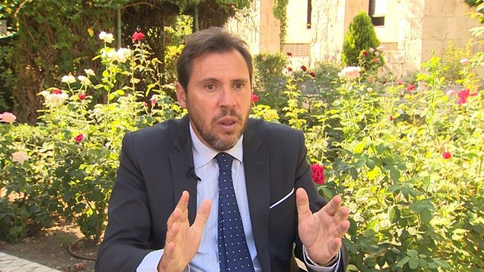 Óscar Puente durant una entrevista amb Europa Press