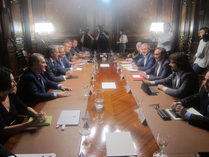 Reunió de la comissió de seguiment de la vaga del Prat
