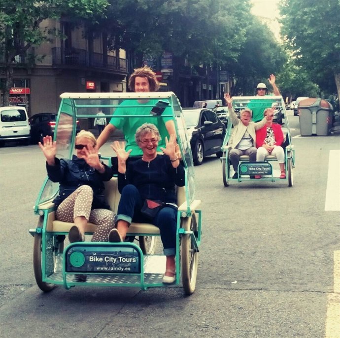 'Rickshaw' Circulando Por Barcelona