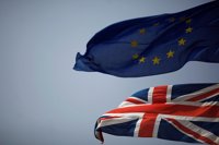Reino Unido propone a la UE mantener una "unión aduanera temporal" tras el Brexit