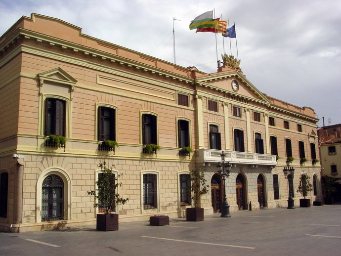 El Ayuntamiento de Sabadell señala que el informe para el cambio de nombres de l