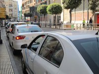 Taxistas de Málaga continuan con la huelga a la espera de la reunión este miércoles con la Junta