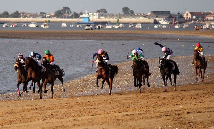 Carreras de caballos en la playa de Sanlúcar de Barrameda