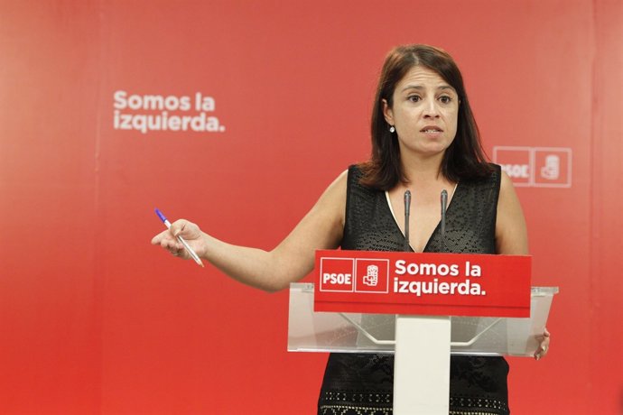 Adriana Lastra, en roda de premsa després de la reunió del PSOE