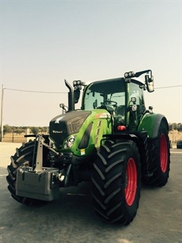 Tractor Fendt 718 incorporado a la Finca La Cocosa