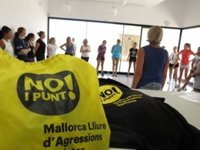 Un total de 20 mujeres participan en el primer taller de autodefensa feminista WEN-DO en Montuïri