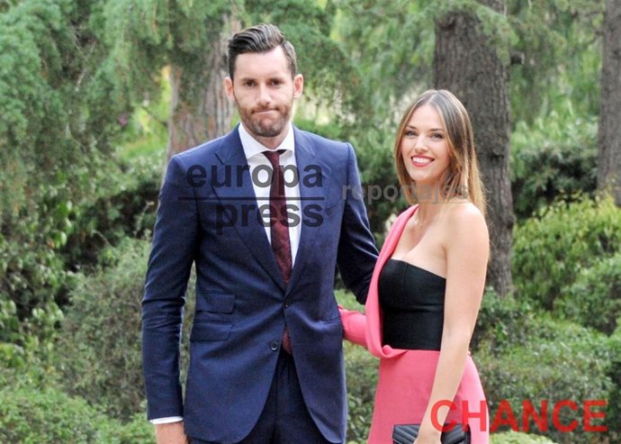 Helen Lindes celebra su cumpleaños más romántico junto a su chico Rudy Fernández