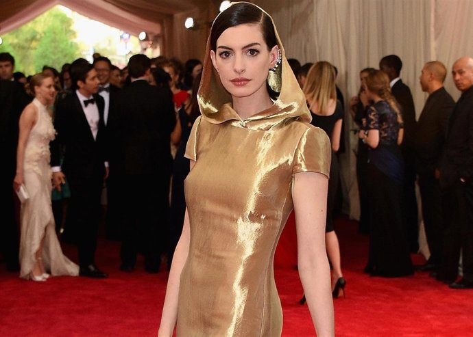 La última víctima de los hackers: la actriz Anne Hathaway