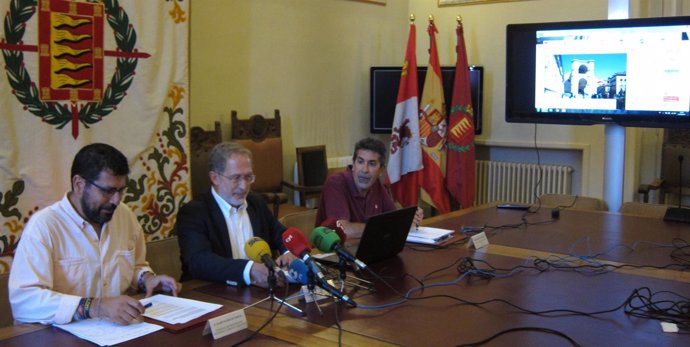 Manuel Saravia y Alberto Bustos informan sobre la participación en el PGOU