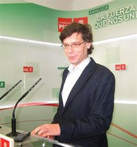 PSOE-A presentará una proposición no de ley en el Parlamento para debatir sobre el futuro del turismo