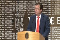 Vara apuesta por la "unión" de "todos" como "fortaleza" para acabar con el "nuevo" terrorismo internacional