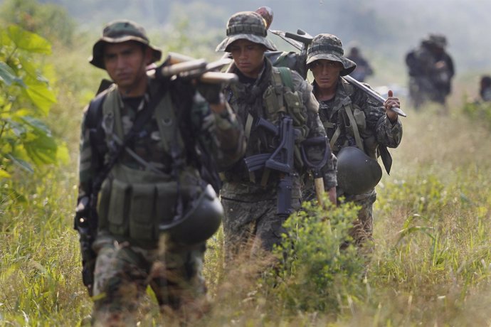 Militares peruanos dedicados a la lucha antidroga