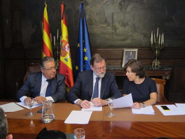 Rajoy, Sáenz de Santamaría i Zoido a Barcelona