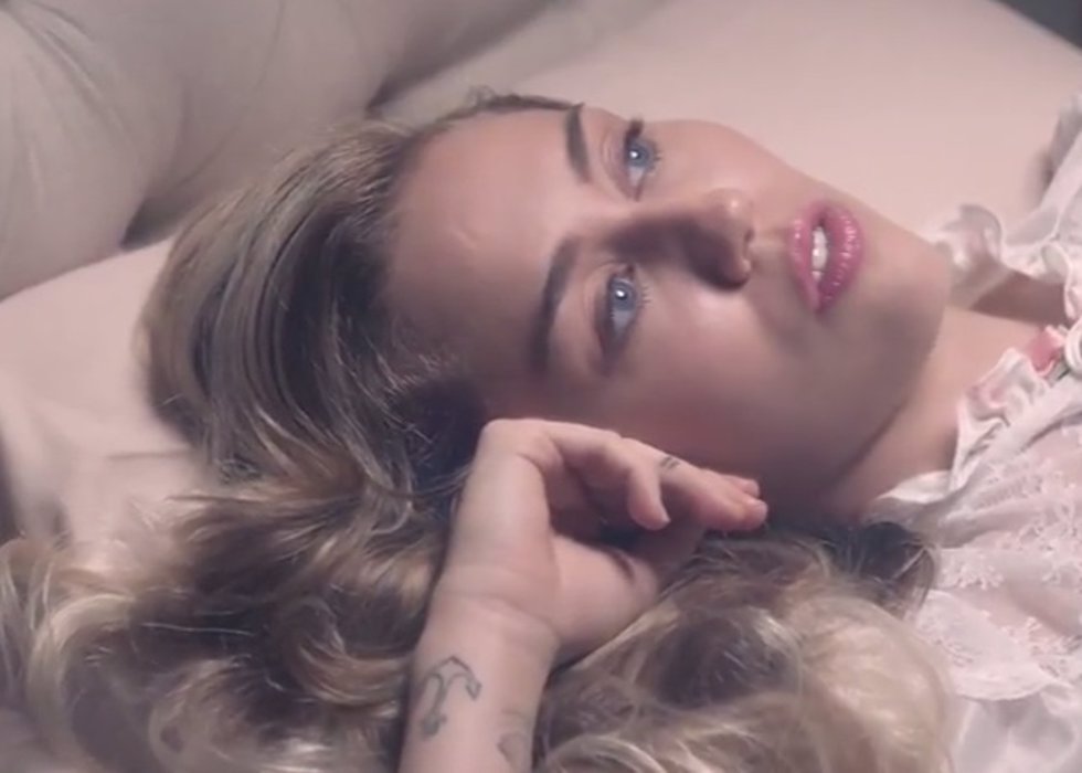 Miley Cyrus lanza su nuevo tema 'Younger now'