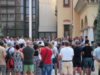 Almería aplaza los actos de su inicio de feria en señal de "duelo" por los atentados