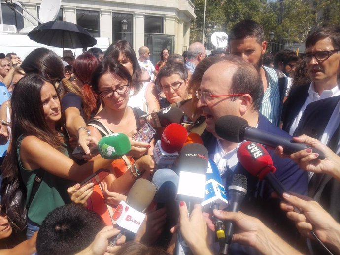 El líder del PSC, Miquel Iceta, en Barcelona tras el atentado