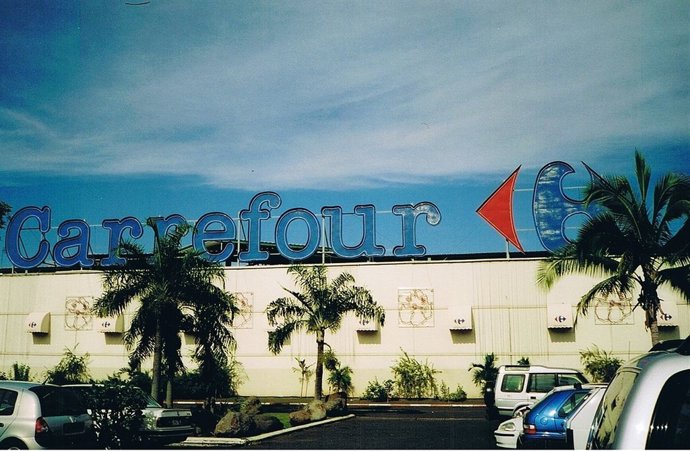 CARREFOUR