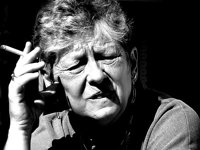 Las personas mayores fumadoras tienen un mayor riesgo de fragilidad