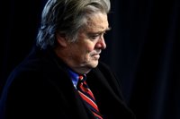 Steve Bannon, el asesor ideológico de Donald Trump, abandona su cargo