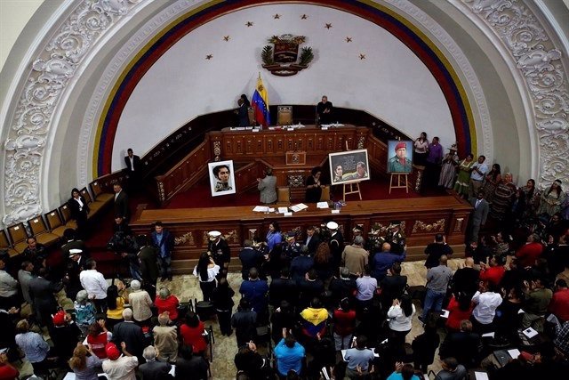 La Asamblea Constituyente Asume Por Decreto Las Competencias Del ...