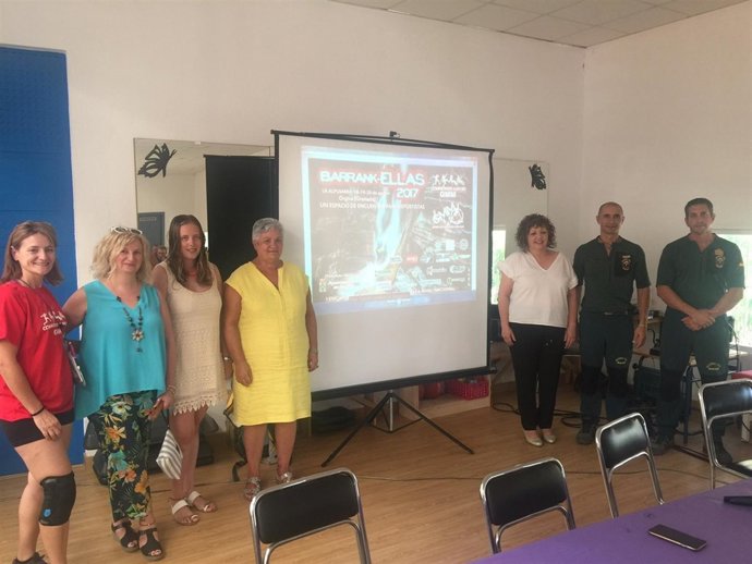 Presentación del 'Barrank-Ellas' en Órgiva.