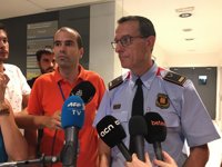 Los Mossos buscan a Younes Abouyaaqoub y se investiga si era el conductor de la furgoneta