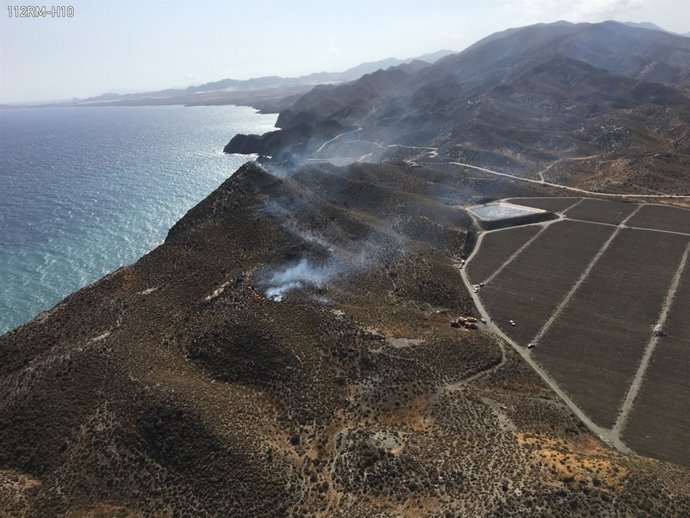 Imágenes facilitadas por los helicópteros que han trabajado en la extinción