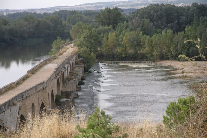 Río Duero a su paso por Toro