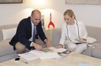 Cifuentes no tiene previsto asistir a la manifestación del sábado en Barcelona porque no ha recibido invitación