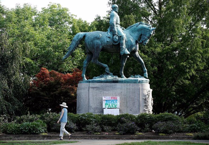 Estatua de Robert E. Lee en Charlottesville