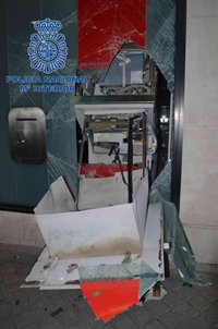 Detenidos dos jóvenes de una banda que robaba cajeros detonando explosivos