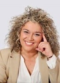 La alcaldesa de Aranjuez renuncia por "decencia política" y censura la "pinza" de Aranjuez Ahora con el PP 