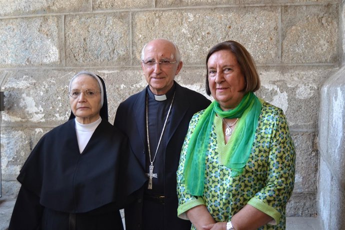 Ávila. Acto de entrega