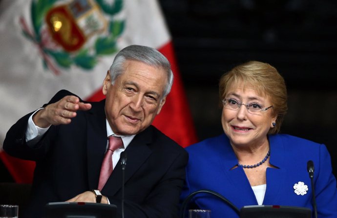 Heraldo Muñoz y Michelle Bachelet