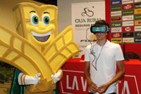 El equipo Caja Rural-Seguros RGA ofrece una experiencia 'virtual' a sus aficionados para celebrar sus 30 años