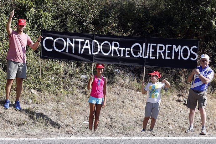 Pancarta de apoyo a Alberto Contador en la Vuelta a España