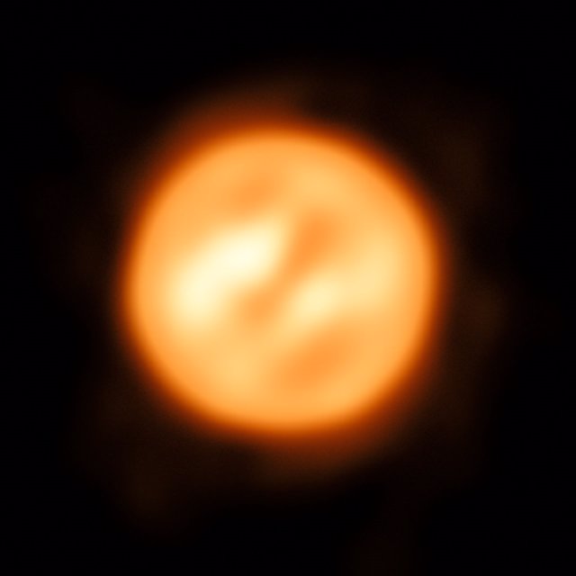 VLTI (ESO) reconstructed view of the surface of Antares