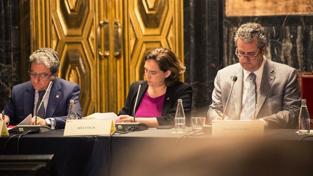 Colau, Forn i Millo en la junta de seguretat local de Barcelona