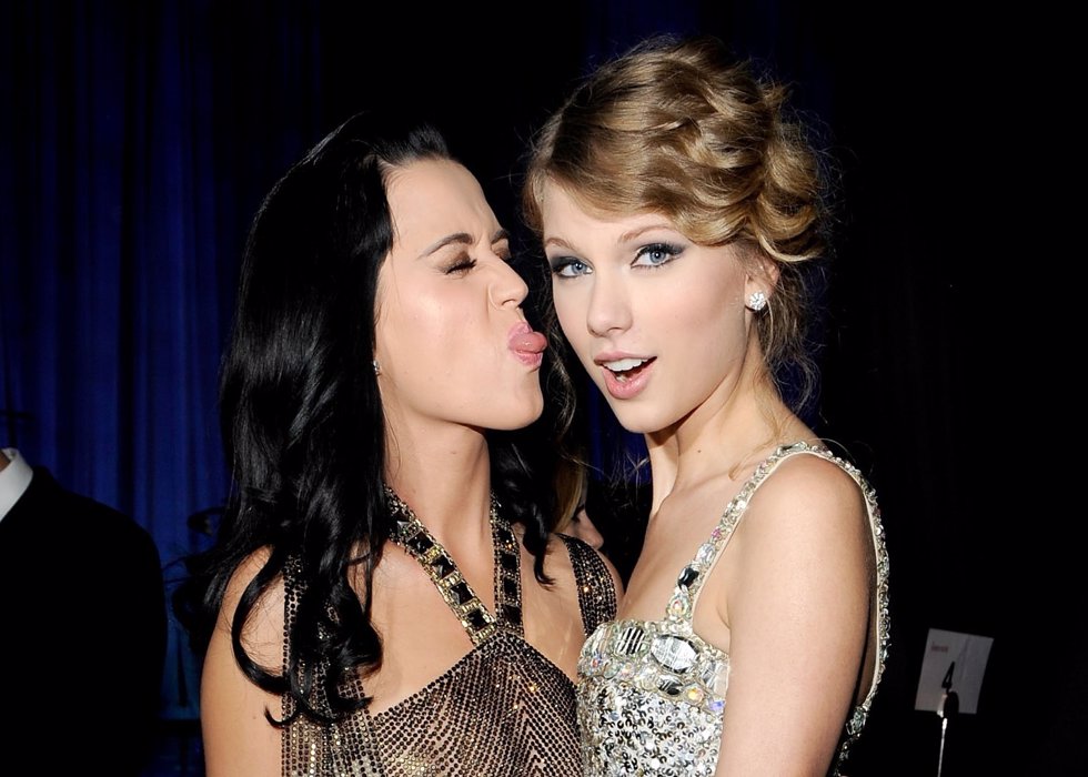 Sigue la batalla entre dos grandes estrellas de la música: Taylor y Katy Perry