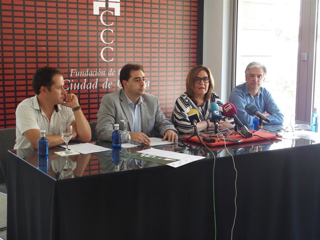 Nota Y Foto Presentación 'Clásicos Colgados'