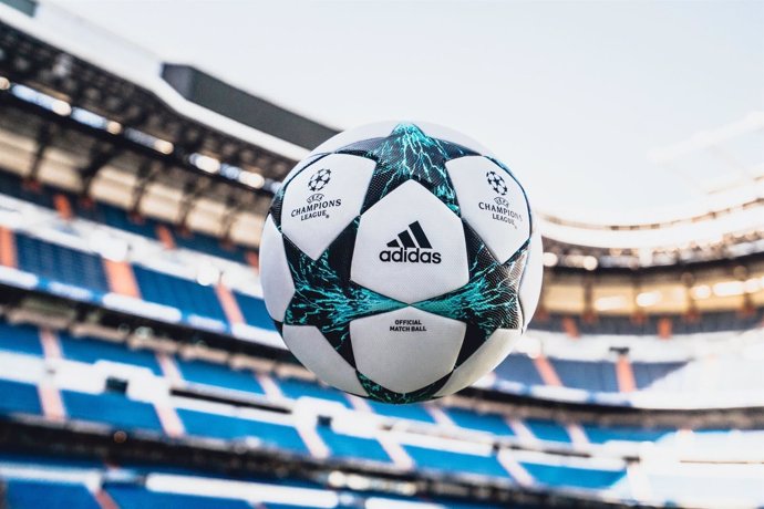Adidas presenta el balón de la Liga de Campeones 2017-18